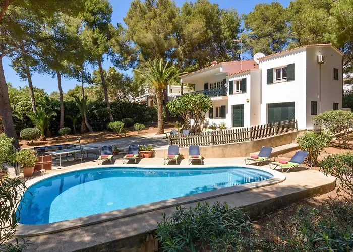 Alessandra By Santo Tomás